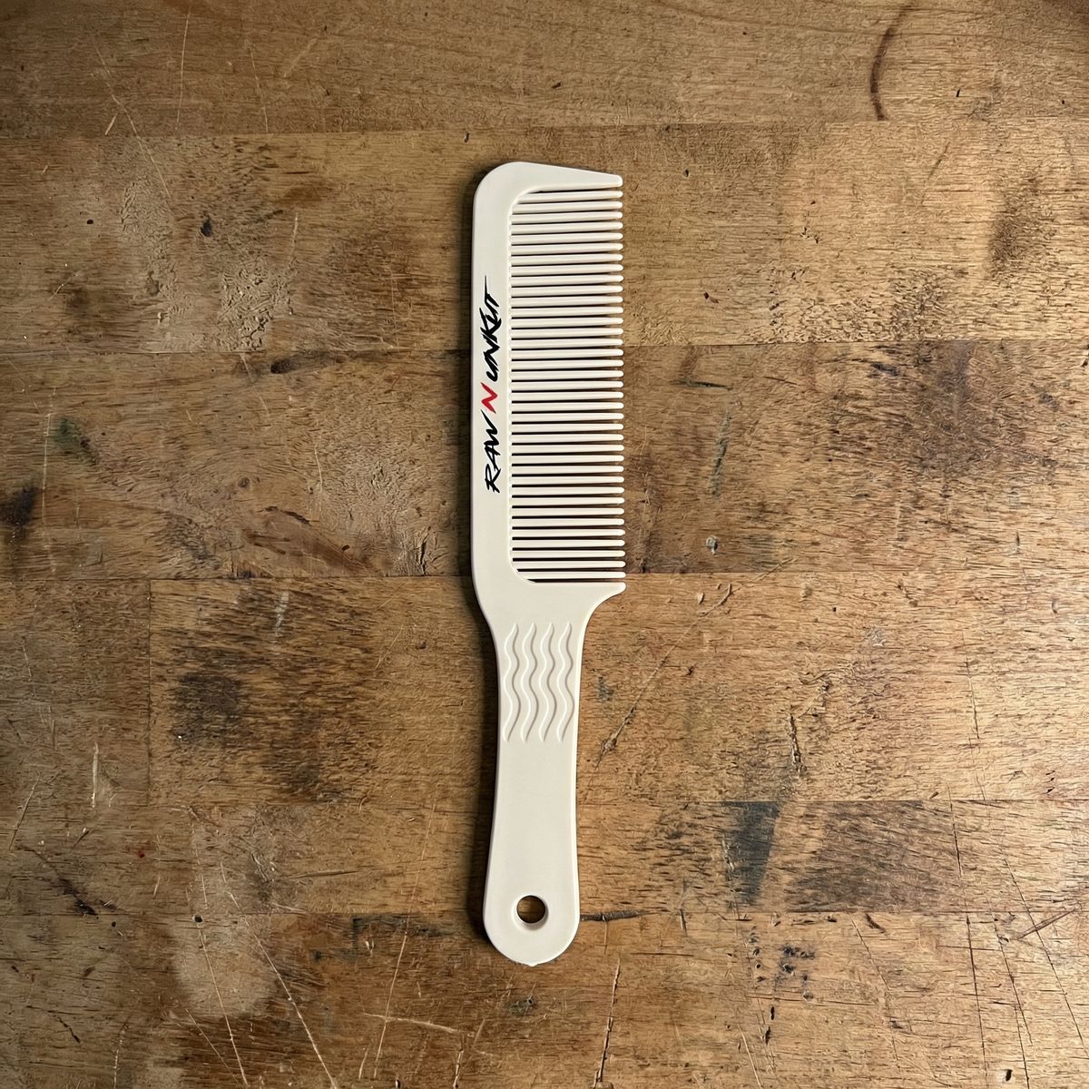 Raw N Unkut Gripper Comb